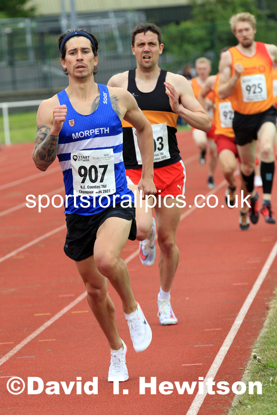 Men and Boys 800 metres, 2022 North Eastern Track and Field Champs., Middlesbrough. David T. Hewitson/Sports for All Pics